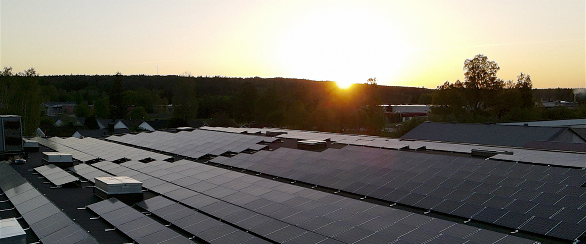 Nominit - Nyhet - Nu är vi tillbaka efter välförtjänt ledighet!